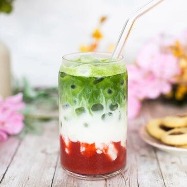 Iced Matcha / Strawberry Matcha